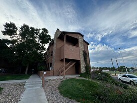 4661 S Decatur St in Englewood, CO - Building Photo
