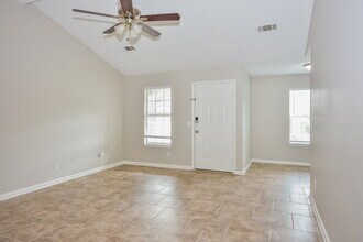 4104 Pepperwood Dr in Nashville, TN - Building Photo - Building Photo