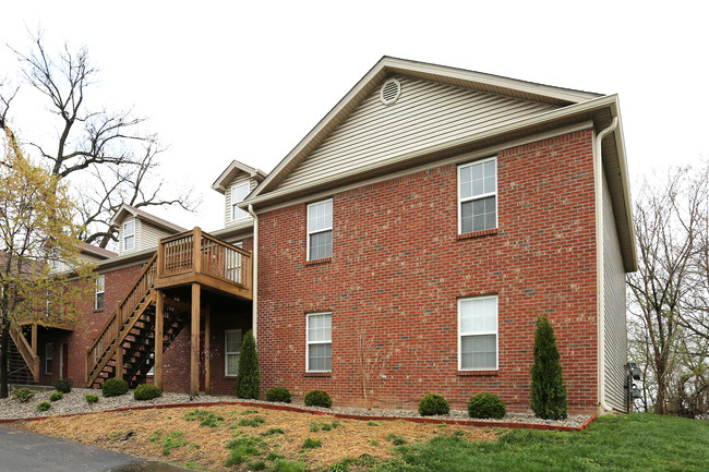 Cottonwood Condominiums in Louisville, KY - Building Photo - Building Photo