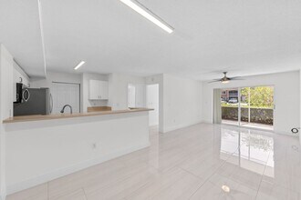 1830 Florida Club Cir in Naples, FL - Building Photo - Building Photo