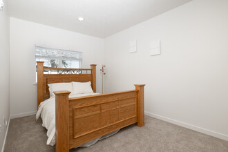 Autumn Leaf Apartments 55+ Community in Nampa, ID - Building Photo - Interior Photo