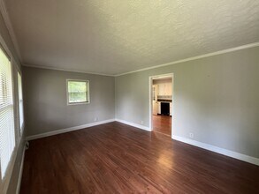 2001 Elmwood St in Johnson City, TN - Building Photo - Building Photo