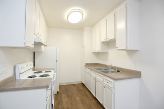 River Trail Apartments in Santee, CA - Building Photo - Interior Photo