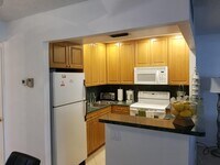 638 Snug Harbor Dr photo'