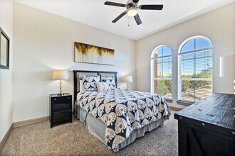 Domain at Kirby in Houston, TX - Building Photo - Interior Photo