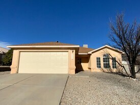 4351 Prairie Hill Pl NW in Albuquerque, NM - Building Photo