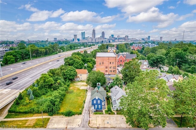 1426 Starkweather Ave in Cleveland, OH - Building Photo - Building Photo