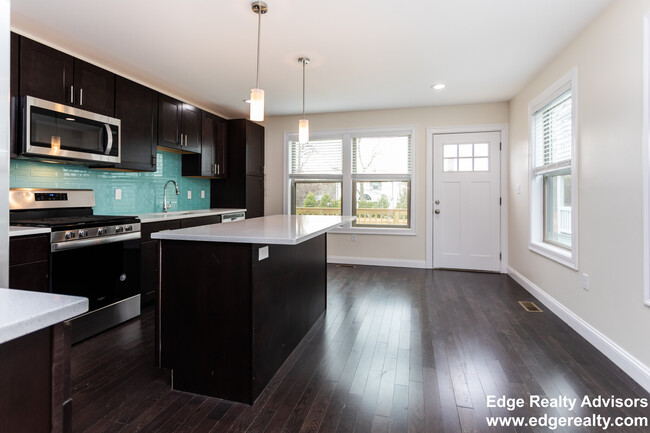 476 Fulton St, Unit 1