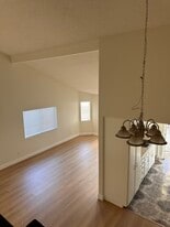 14156 Oro Grande St in Sylmar, CA - Building Photo
