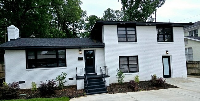 2534 Forest Dr in Columbia, SC - Building Photo - Building Photo