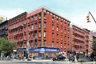 150 2nd Ave in New York, NY - Building Photo