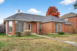 1617 Briargrove Dr in Mesquite, TX - Building Photo