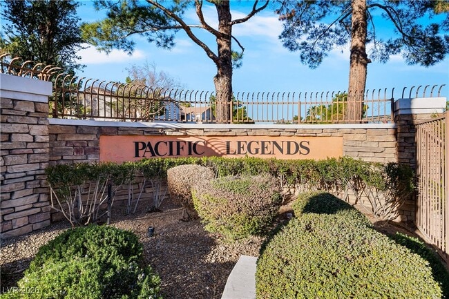 1300 S Arlington St in Las Vegas, NV - Foto de edificio - Building Photo