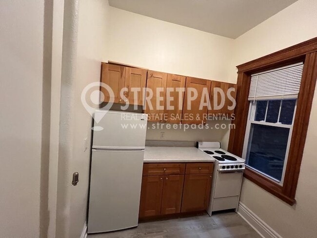 property at 27 Park Dr