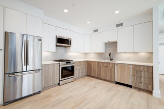 3514 13th St NW, Unit 9 in Washington, DC - Foto de edificio - Building Photo