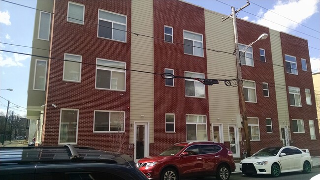 property at 912 N 19th St
