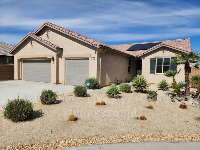 84360 Falco Ct in Indio, CA - Foto de edificio - Building Photo