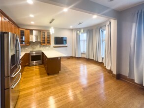 3714 S Indiana Ave in Chicago, IL - Foto de edificio - Building Photo