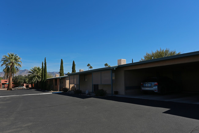 El Dorado Terrace in Tucson, AZ - Building Photo - Building Photo