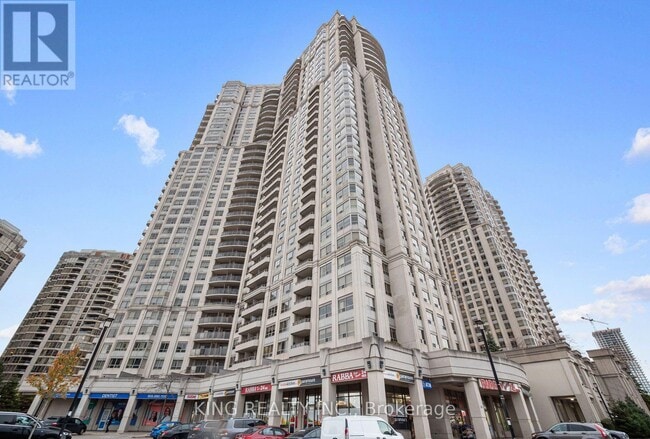 25 Kingsbridge Garden Cir in Mississauga, ON - Building Photo - Building Photo