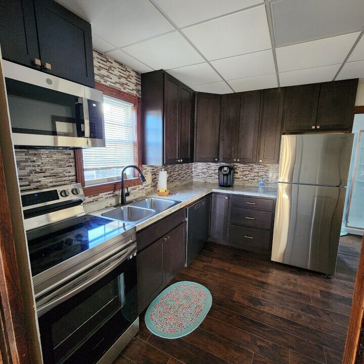 13 S 3rd Ave in Clarion, PA - Building Photo