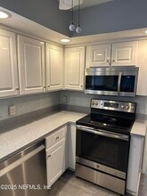 6192 Duclay Forest Dr S in Jacksonville, FL - Building Photo - Building Photo