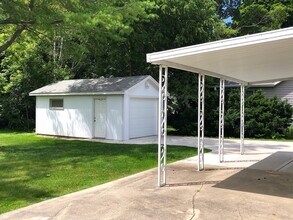 213 N 5th Ave in Walworth, WI - Building Photo - Building Photo