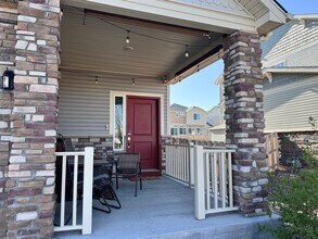 76 S New Castle Way in Aurora, CO - Building Photo - Building Photo
