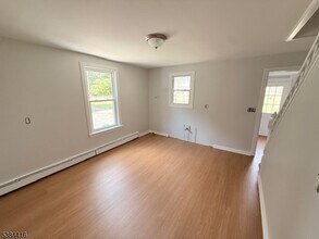 17 Stoll St in Netcong, NJ - Building Photo - Building Photo