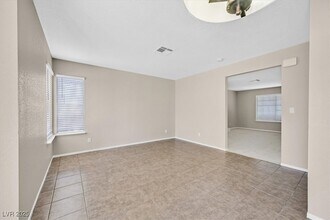 370 Manzanita St in Henderson, NV - Building Photo - Building Photo