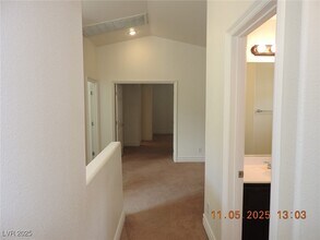 240 Rustic Club Way in Las Vegas, NV - Building Photo - Building Photo