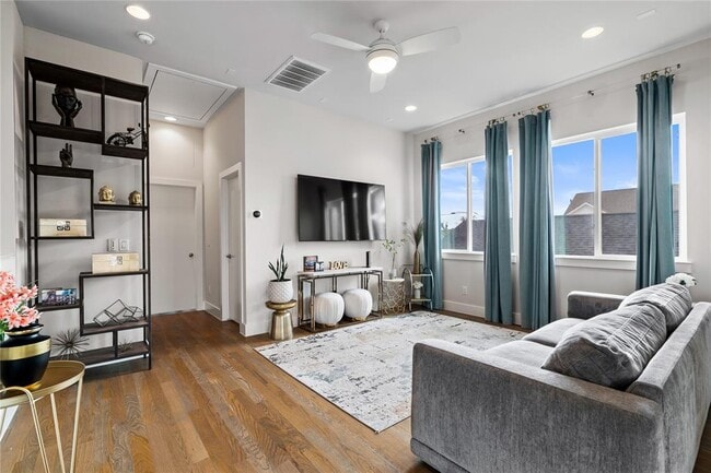 property at 4516 Oats St