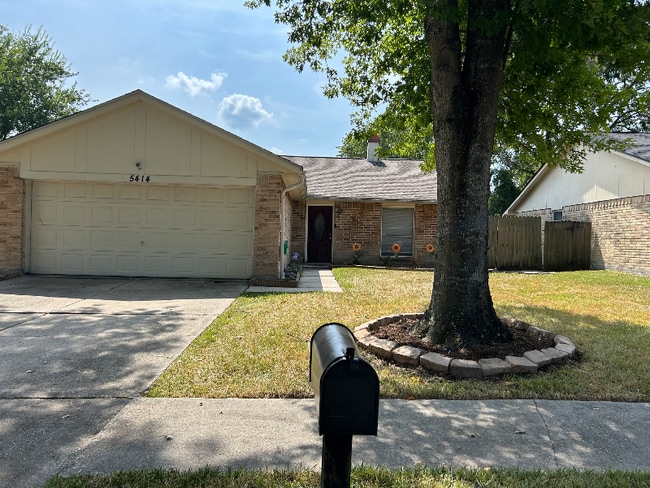 5414 Fawn Trail Ln
