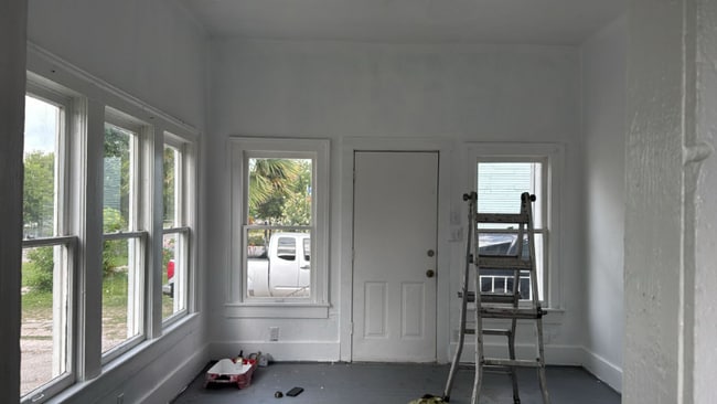 201-203-203 E Washington Ave in Harlingen, TX - Foto de edificio - Building Photo