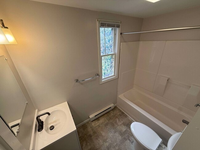 512 8th St S, Unit 1-Main in Virginia, MN - Building Photo - Building Photo
