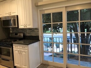 1119 Lincoln Blvd, Unit 1 in Santa Monica, CA - Foto de edificio - Building Photo