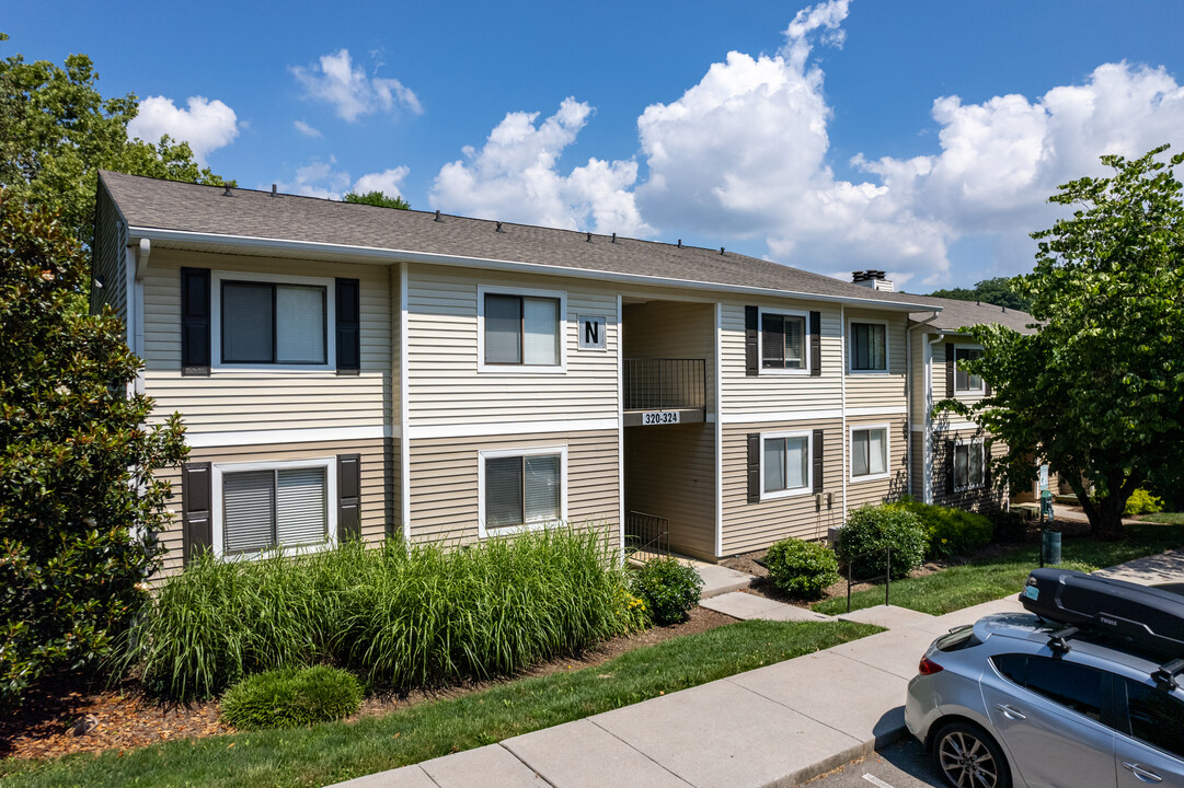 The Henley in Knoxville, TN - Building Photo