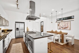 5523 Darling St in Houston, TX - Building Photo - Building Photo