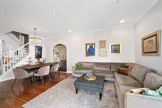 449 Albany Ct in West New York, NJ - Building Photo - Building Photo