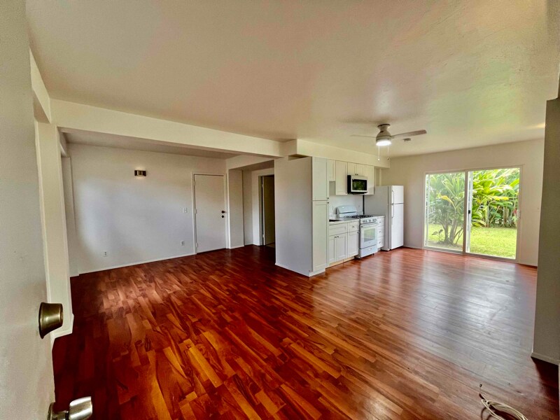 2351 Liliuokalani St-Unit -1 in Kilauea, HI - Building Photo