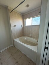 11522 84th St Cir E in Parrish, FL - Building Photo - Building Photo