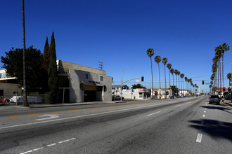 San Juan Villas in Wilmington, CA - Foto de edificio - Building Photo