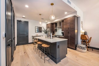 5 Gadsdenboro St in Charleston, SC - Building Photo - Building Photo