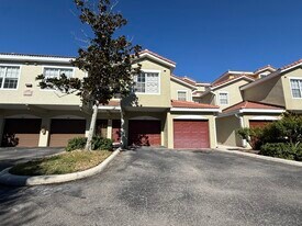 5692 Bentgrass Dr in Sarasota, FL - Building Photo