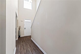 6104 Providence Way in Union City, GA - Building Photo - Building Photo