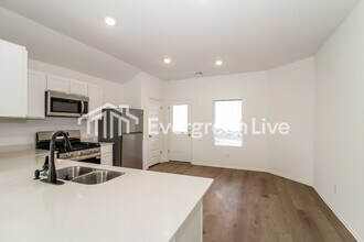 3916 Olivia St in Oklahoma City, OK - Building Photo - Building Photo