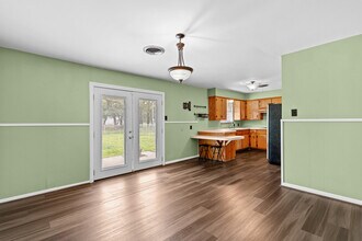 326 S Barbara St in Waco, TX - Building Photo - Building Photo