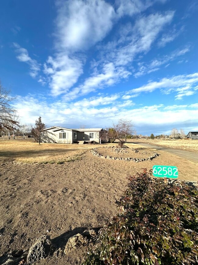 62582 Eagle Rd in Bend, OR - Building Photo - Building Photo