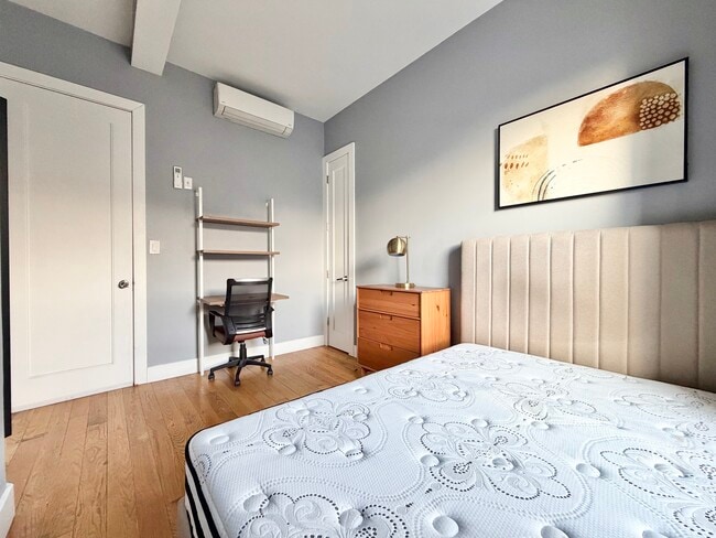 property at 33 Lenox Rd