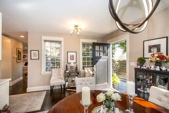 108-110-110 Elm St in Cohasset, MA - Building Photo - Building Photo